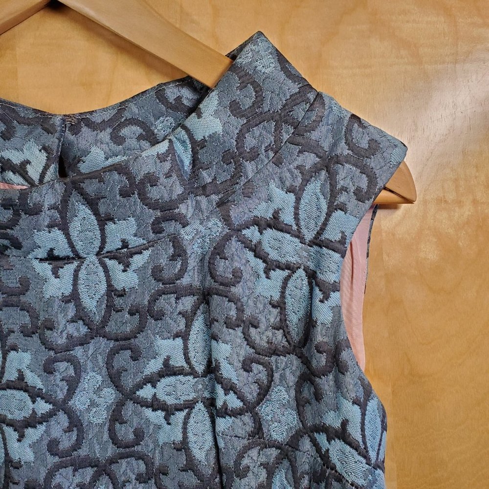 Vintage 1950's Fitted Brocade Dress - Picture 10 of 12
